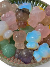 Load image into Gallery viewer, Assorted Hello Kitty Carvings