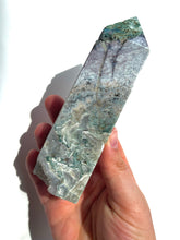 Load image into Gallery viewer, Moss Agate Tower