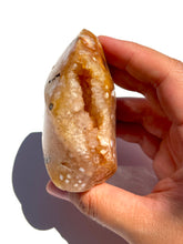 Load image into Gallery viewer, Flower Agate Flame
