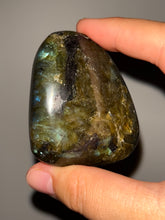 Load image into Gallery viewer, Labradorite Palmstone NEW!
