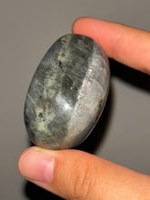 Load image into Gallery viewer, Labradorite Palmstone NEW!

