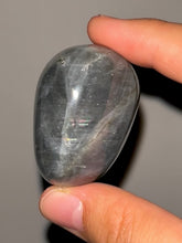 Load image into Gallery viewer, Labradorite Palmstone NEW!
