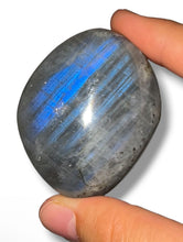 Load image into Gallery viewer, Labradorite Palmstone NEW!
