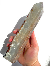 Load image into Gallery viewer, Large Flower Agate Tower
