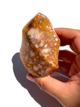 Load image into Gallery viewer, Flower Agate Flame
