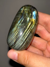 Load image into Gallery viewer, Labradorite Palmstone NEW!
