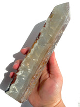 Load image into Gallery viewer, Large Flower Agate Tower
