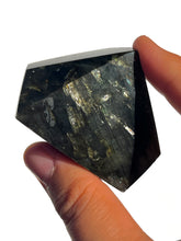 Load image into Gallery viewer, Oil Spill Labradorite Freeform NEW!
