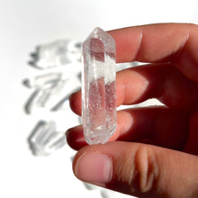 Load image into Gallery viewer, ⊹ Clear Quartz, Mini Points ⊹
