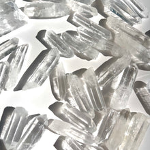 Load image into Gallery viewer, ⊹ Clear Quartz, Mini Points ⊹
