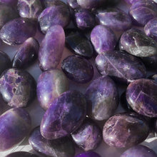 Load image into Gallery viewer, ⊹ Amethyst, Tumbled ⊹
